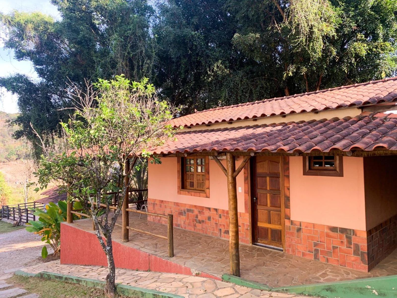 Hotel Fazenda Tucano Capim Branco ภายนอก รูปภาพ